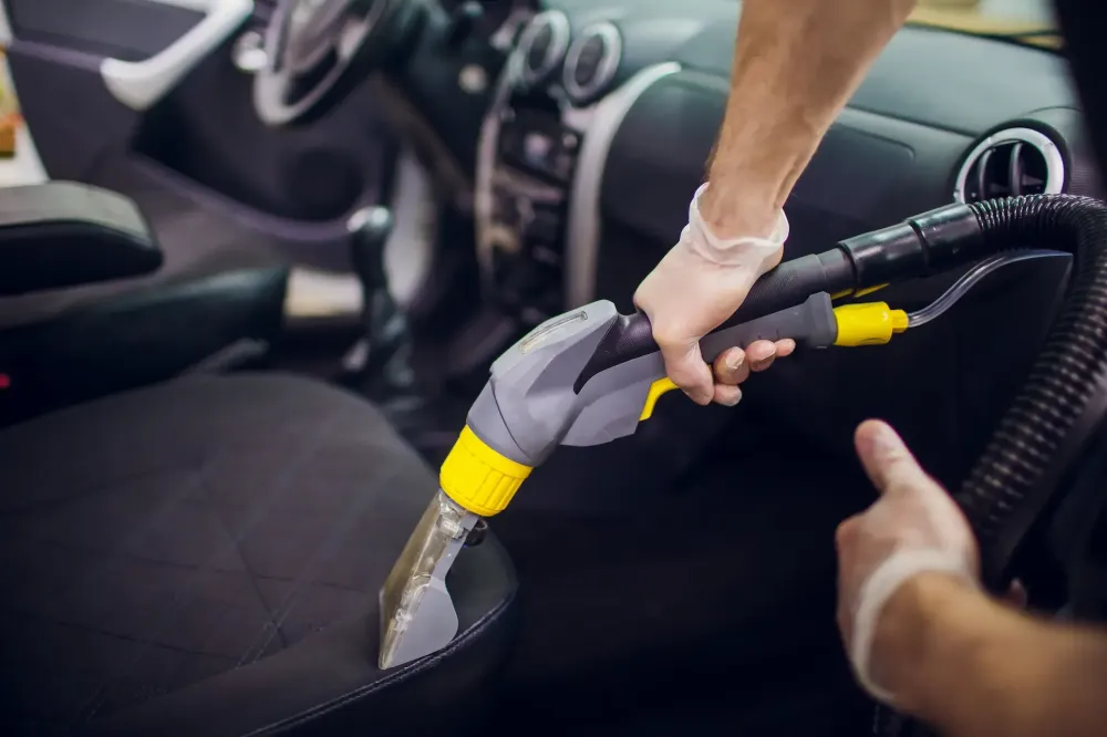 voiture-aspirateur